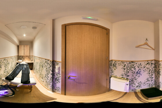 MYSELF BEAUTY CENTER - photo 19
