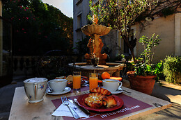 Hotel The Originals du Parc Cavaillon