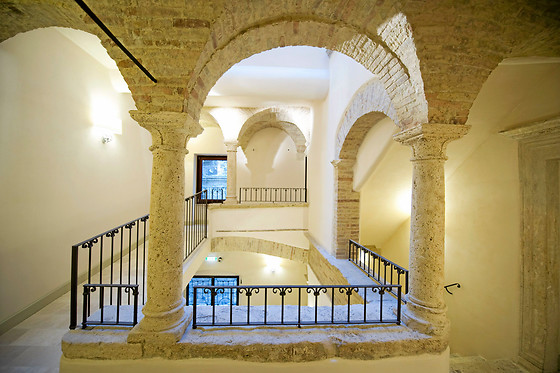 Palazzo dei Mercanti - photo 2
