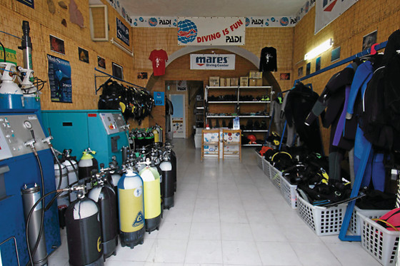 Diving Center La Gorgonia - photo 1