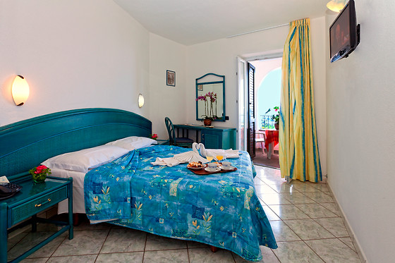 Hotel Residence La Rosa - photo 0