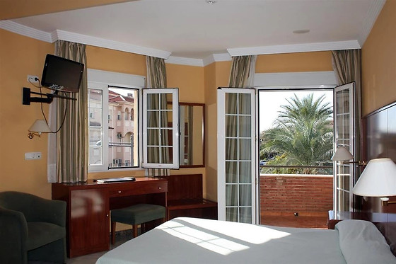 MII HOTELS - photo 2