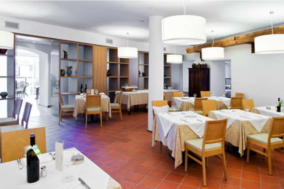 Hotel Romanda - photo 2