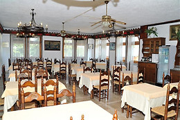 Hotel Dujany