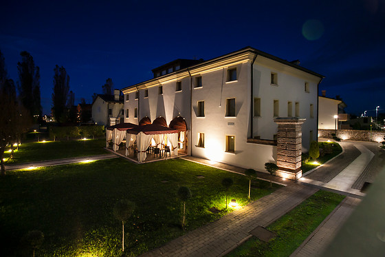 Hotel Antica Corte Marchesini - photo 0